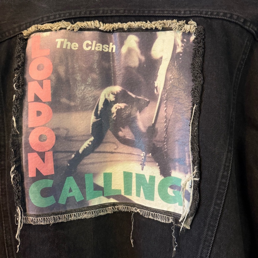 Vintage Guess by Georges Marciano Black Denim Jacket The Clash “London Calling” - Picture 5 of 7